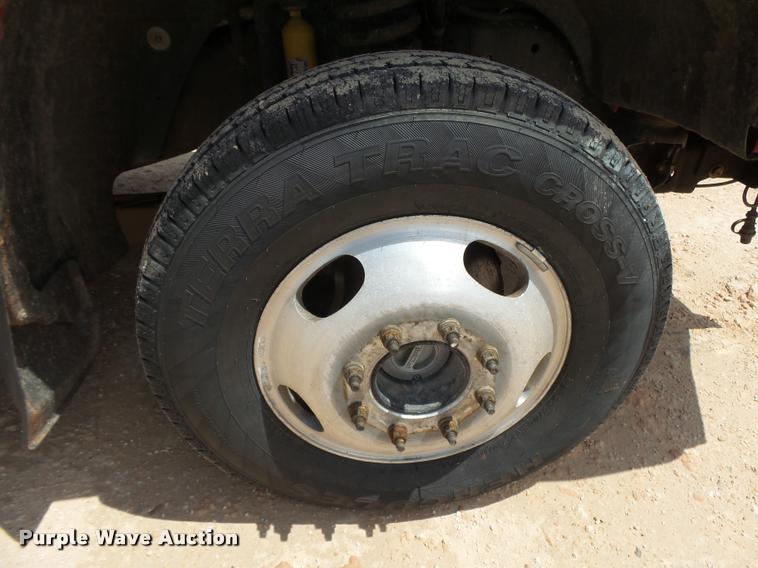 image for item DB2547 2008 Ford F350 XLT Super Duty SuperCab flatbed pickup truck