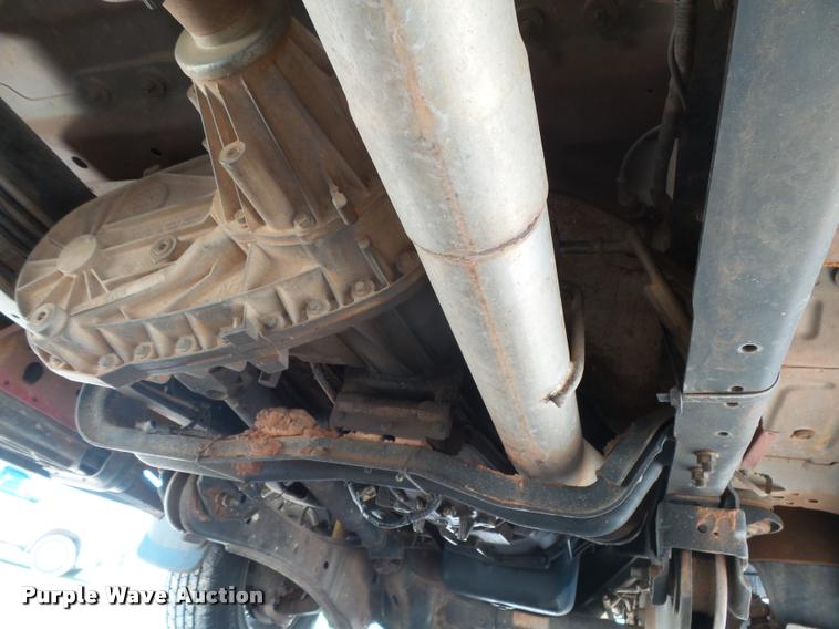 image for item DB2547 2008 Ford F350 XLT Super Duty SuperCab flatbed pickup truck