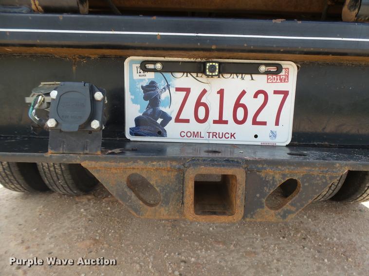 image for item DB2547 2008 Ford F350 XLT Super Duty SuperCab flatbed pickup truck