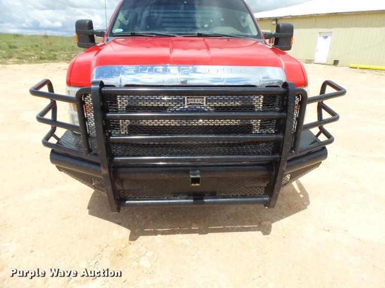 image for item DB2547 2008 Ford F350 XLT Super Duty SuperCab flatbed pickup truck