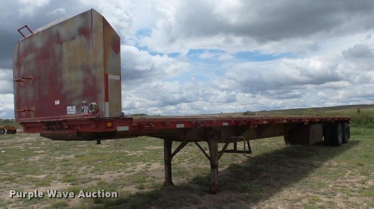 image for item DB2548 1988 Utility Float flatbed trailer