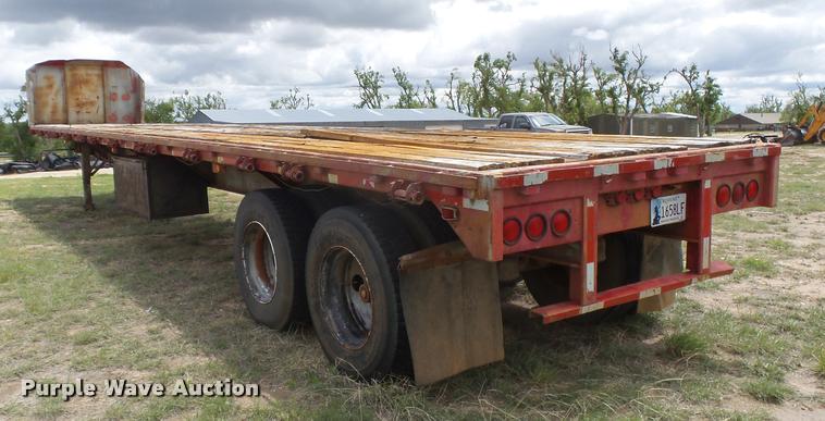 image for item DB2548 1988 Utility Float flatbed trailer