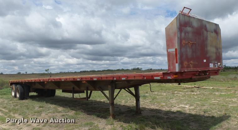 image for item DB2548 1988 Utility Float flatbed trailer