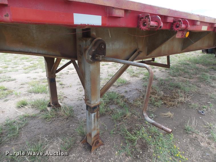 image for item DB2548 1988 Utility Float flatbed trailer