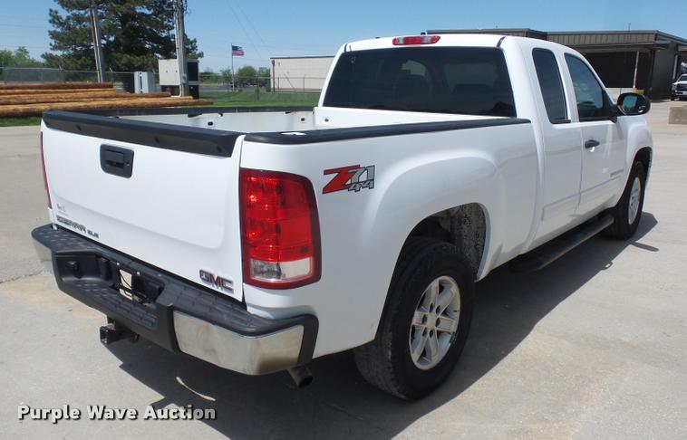 image for item DB3007 2008 GMC Sierra 1500 Ext. Cab pickup truck