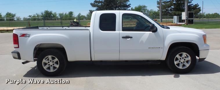 image for item DB3007 2008 GMC Sierra 1500 Ext. Cab pickup truck