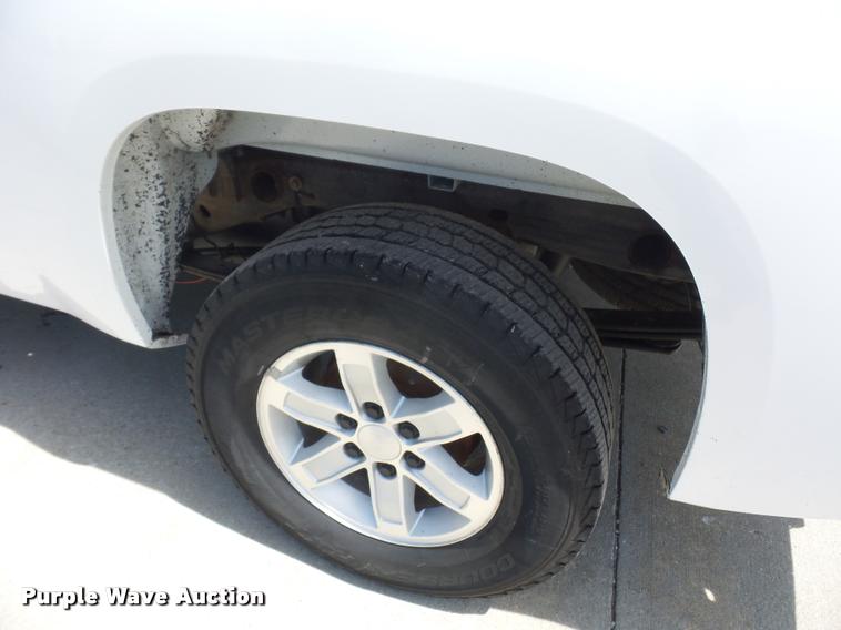 image for item DB3007 2008 GMC Sierra 1500 Ext. Cab pickup truck