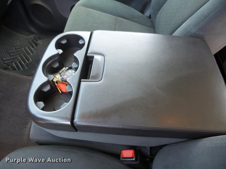 image for item DB3007 2008 GMC Sierra 1500 Ext. Cab pickup truck