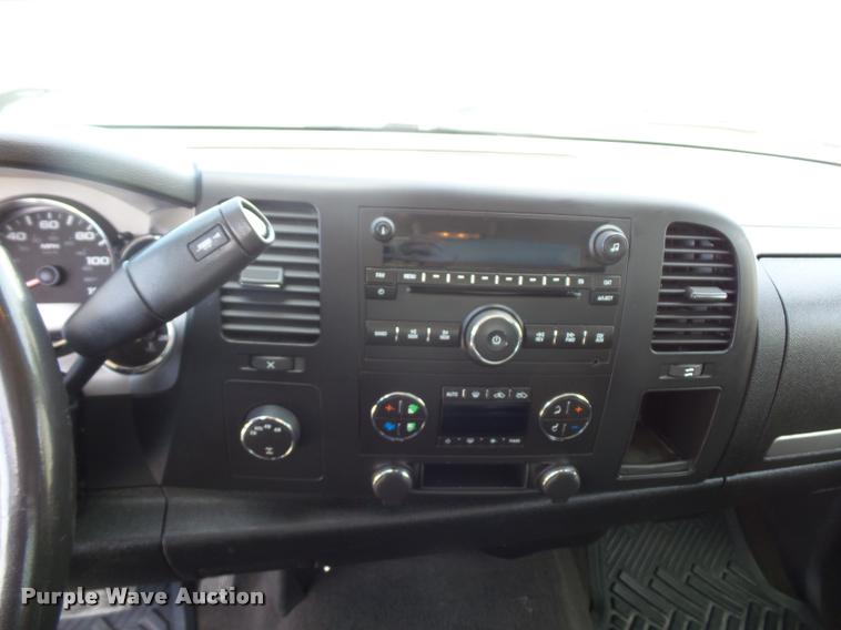 image for item DB3007 2008 GMC Sierra 1500 Ext. Cab pickup truck