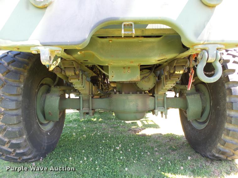 image for item DB4694 1991 BMY Harsco M931A2 semi truck