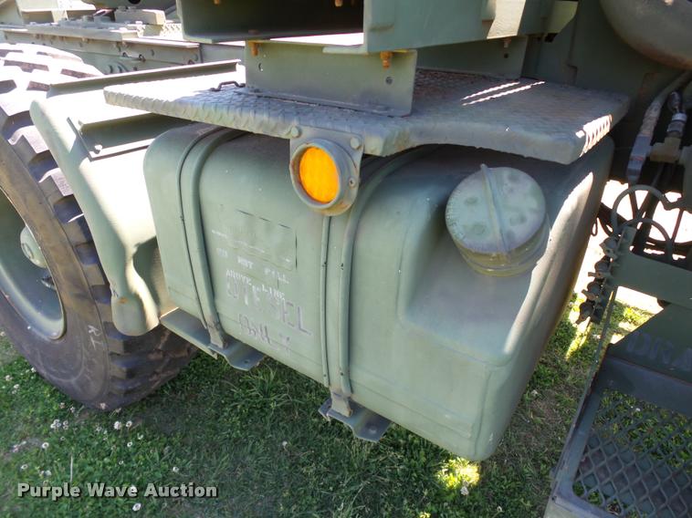 image for item DB4694 1991 BMY Harsco M931A2 semi truck