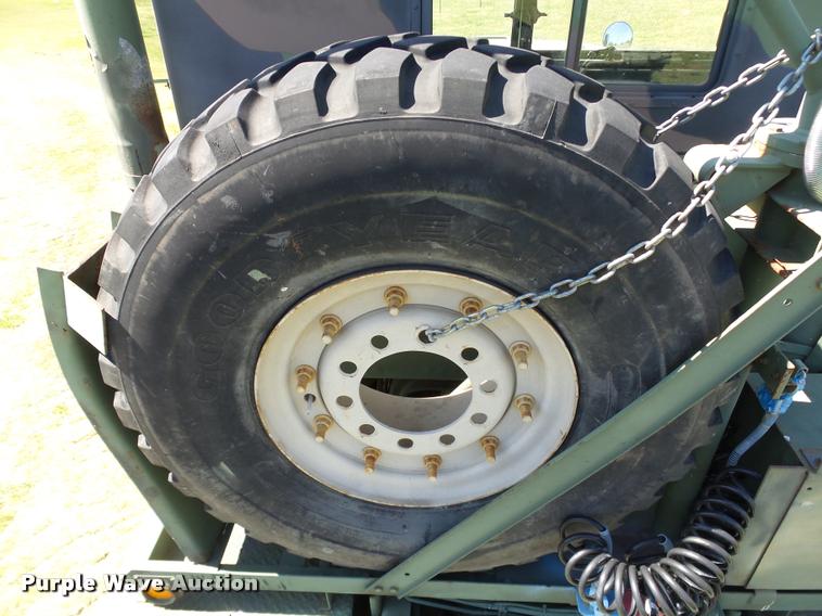 image for item DB4694 1991 BMY Harsco M931A2 semi truck