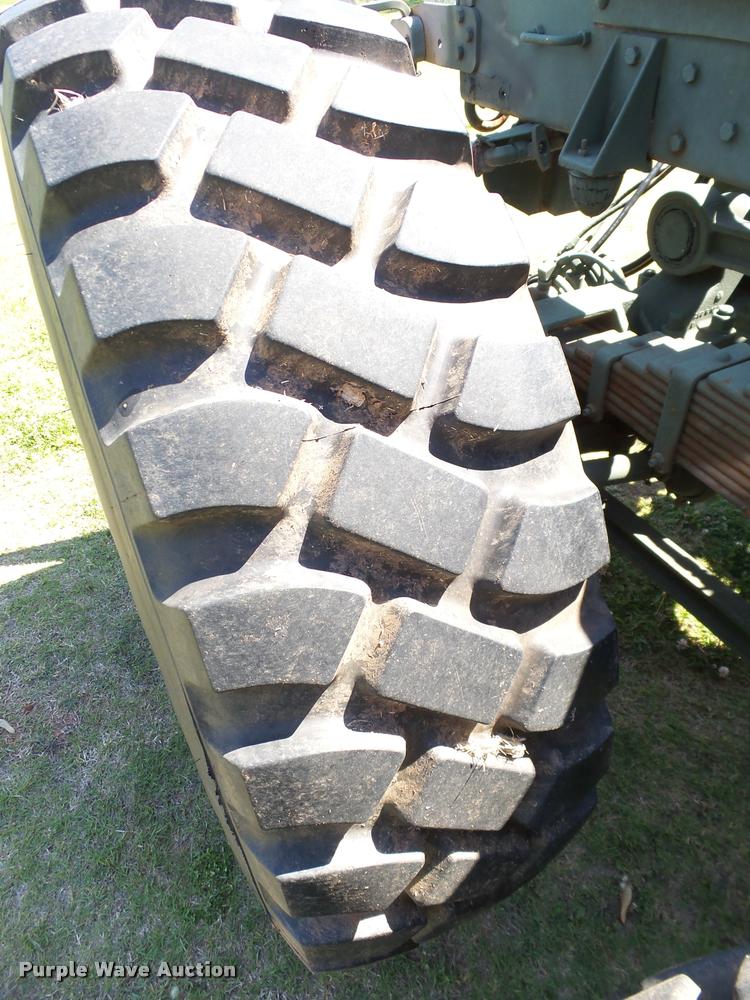 image for item DB4694 1991 BMY Harsco M931A2 semi truck