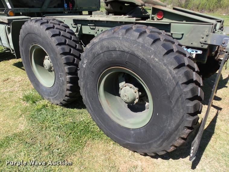 image for item DB4694 1991 BMY Harsco M931A2 semi truck