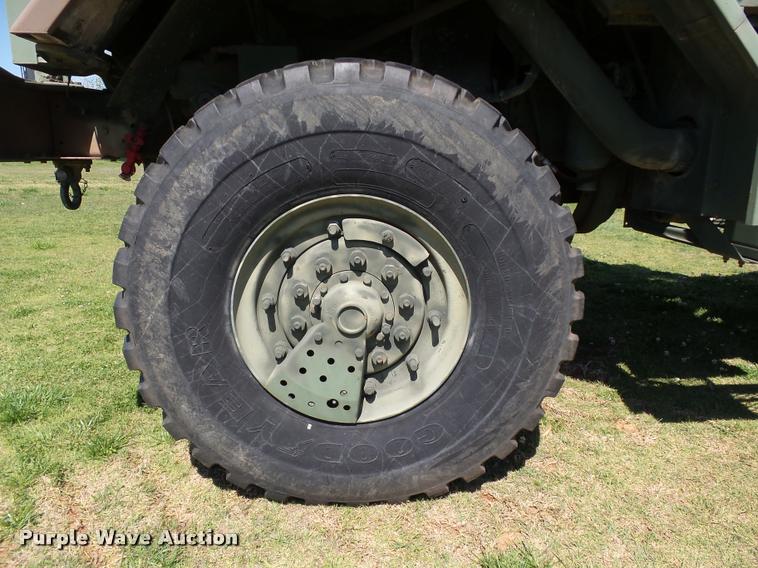 image for item DB4694 1991 BMY Harsco M931A2 semi truck