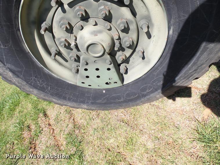 image for item DB4694 1991 BMY Harsco M931A2 semi truck