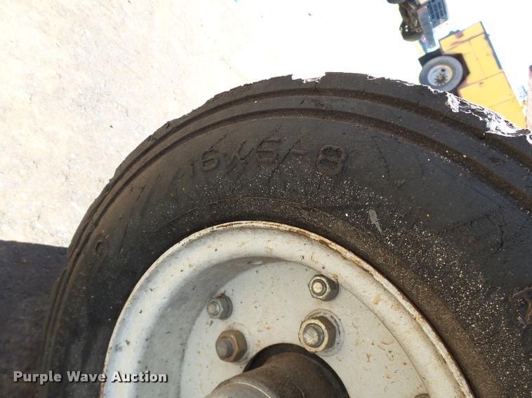 image for item DB4696 Economy Barecat BC2144/42 scissor lift