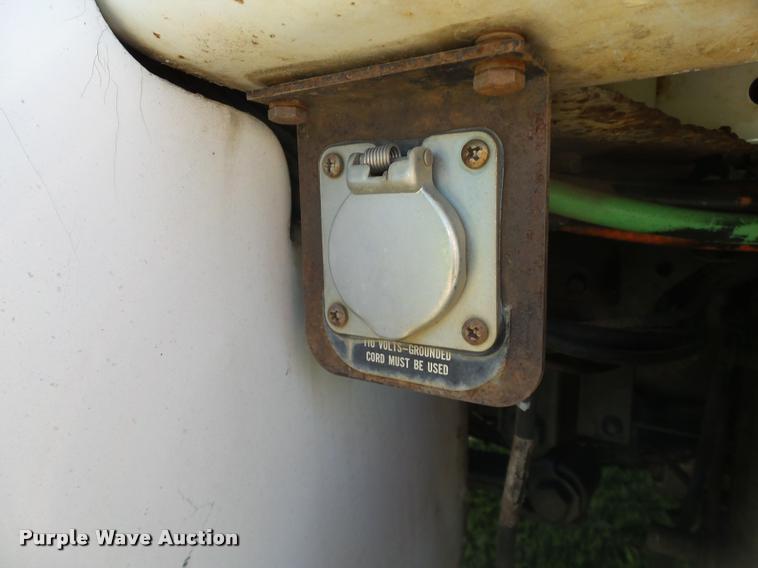 image for item DB4718 1999 International 4700 Crew Cab dump flatbed truck