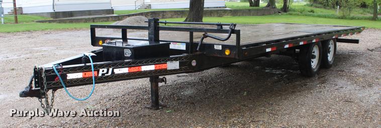 image for item DB7996 2013 PJ tilt deck equipment trailer