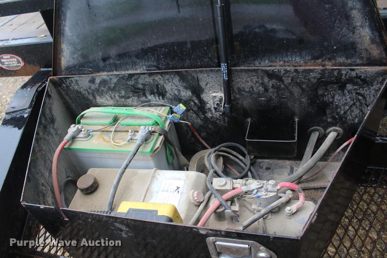 image for item DB7996 2013 PJ tilt deck equipment trailer