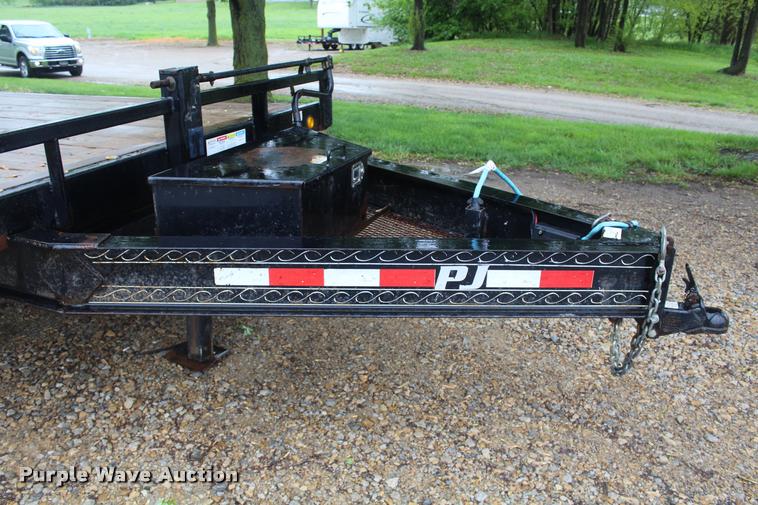 image for item DB7996 2013 PJ tilt deck equipment trailer