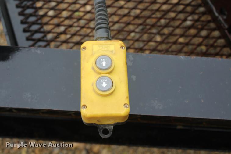 image for item DB7996 2013 PJ tilt deck equipment trailer