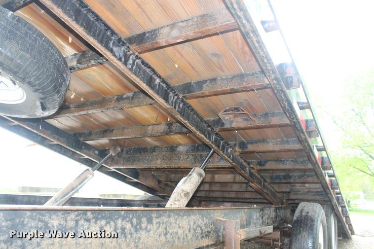 image for item DB7996 2013 PJ tilt deck equipment trailer