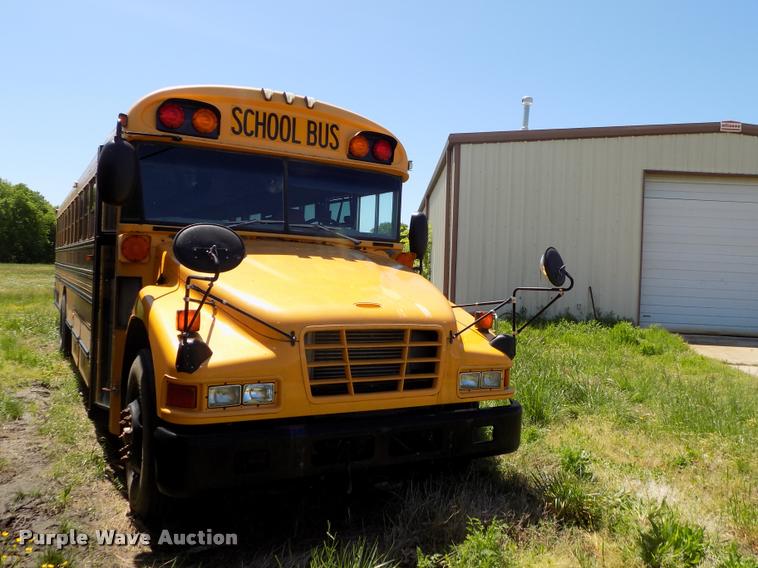 image for item DC7227 2005 Blue Bird Vision school bus