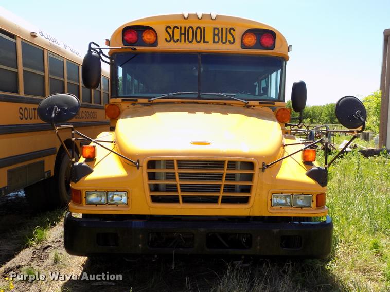 image for item DC7227 2005 Blue Bird Vision school bus