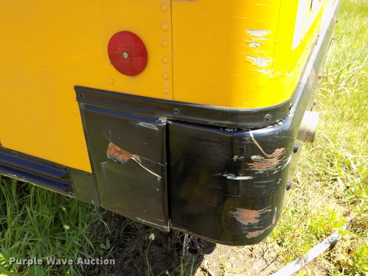 image for item DC7227 2005 Blue Bird Vision school bus