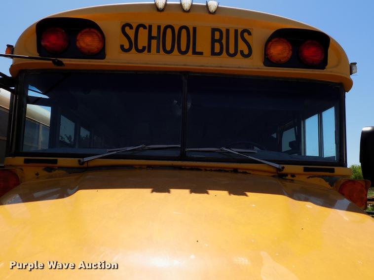 image for item DC7227 2005 Blue Bird Vision school bus