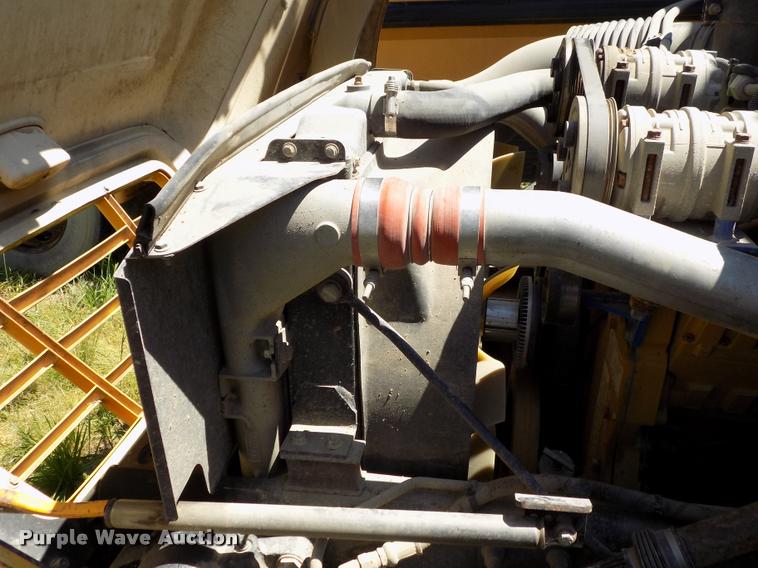 image for item DC7227 2005 Blue Bird Vision school bus