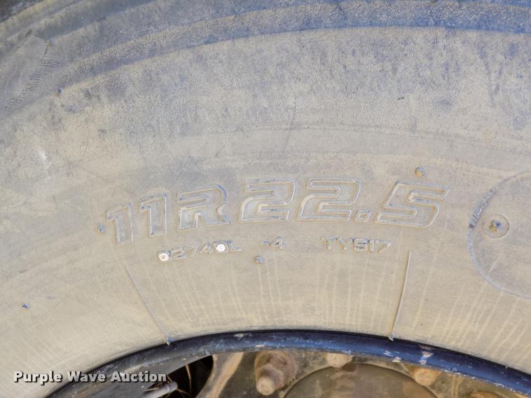 image for item DC7227 2005 Blue Bird Vision school bus