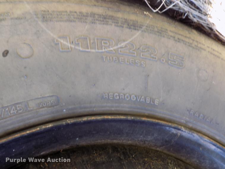 image for item DC7227 2005 Blue Bird Vision school bus