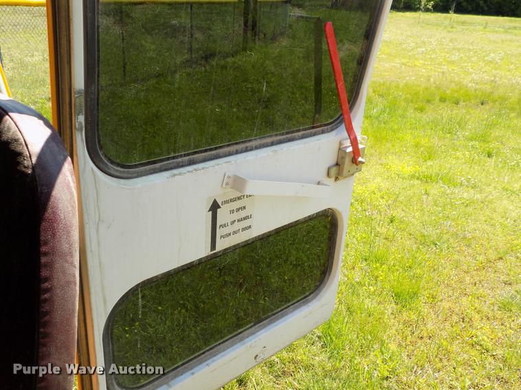 image for item DC7227 2005 Blue Bird Vision school bus