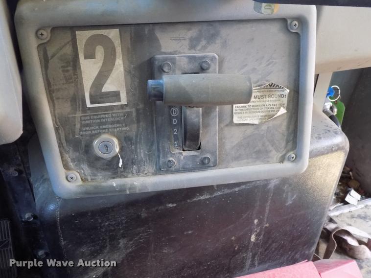 image for item DC7227 2005 Blue Bird Vision school bus