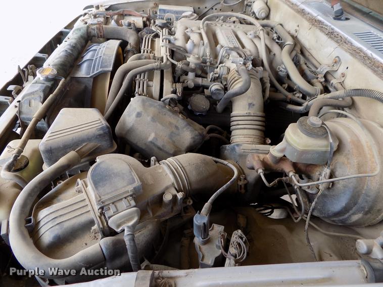 image for item DC7232 1989 Toyota pickup truck