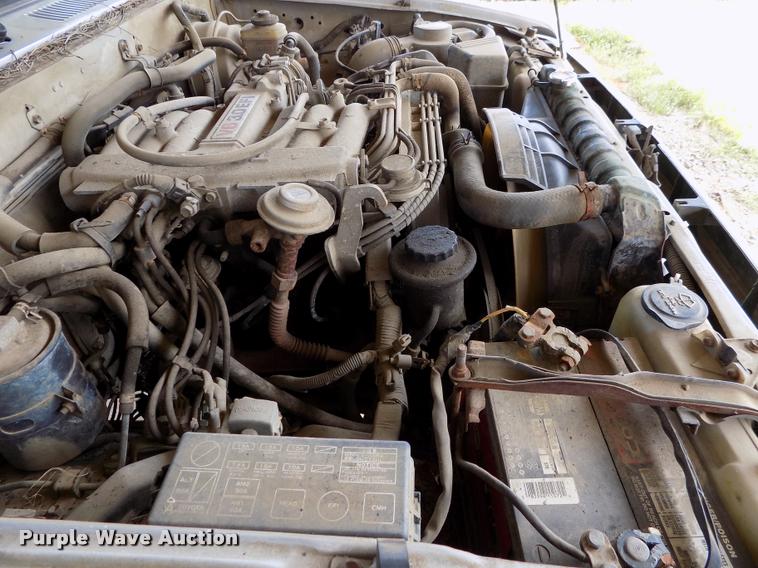 image for item DC7232 1989 Toyota pickup truck