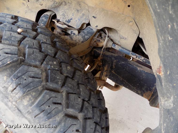 image for item DC7232 1989 Toyota pickup truck