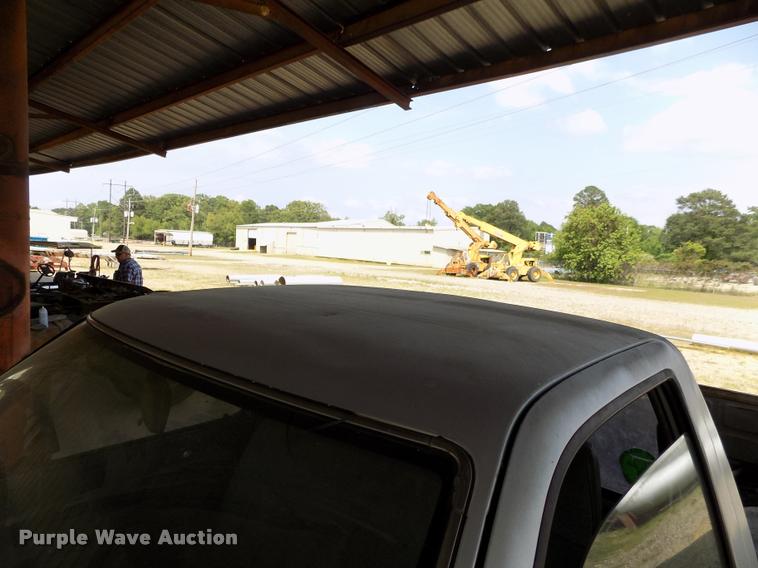 image for item DC7232 1989 Toyota pickup truck