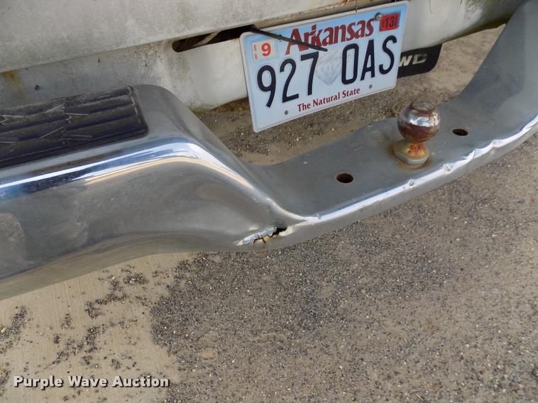 image for item DC7232 1989 Toyota pickup truck