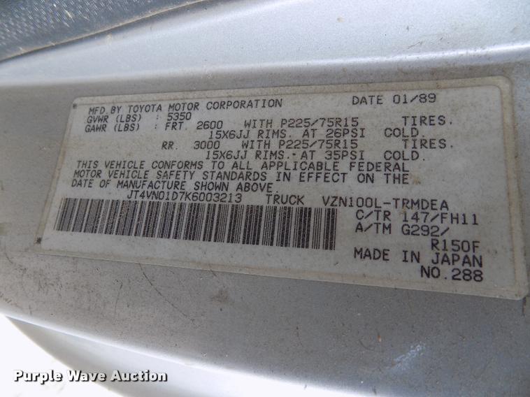 image for item DC7232 1989 Toyota pickup truck