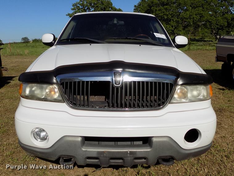 image for item DC7234 2002 Lincoln Navigator SUV