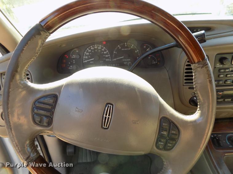 image for item DC7234 2002 Lincoln Navigator SUV