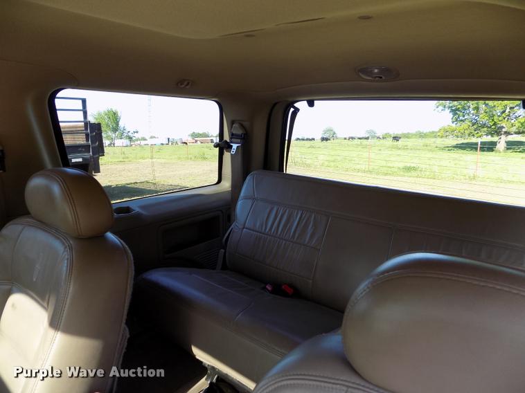 image for item DC7234 2002 Lincoln Navigator SUV