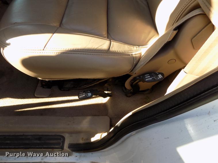 image for item DC7234 2002 Lincoln Navigator SUV