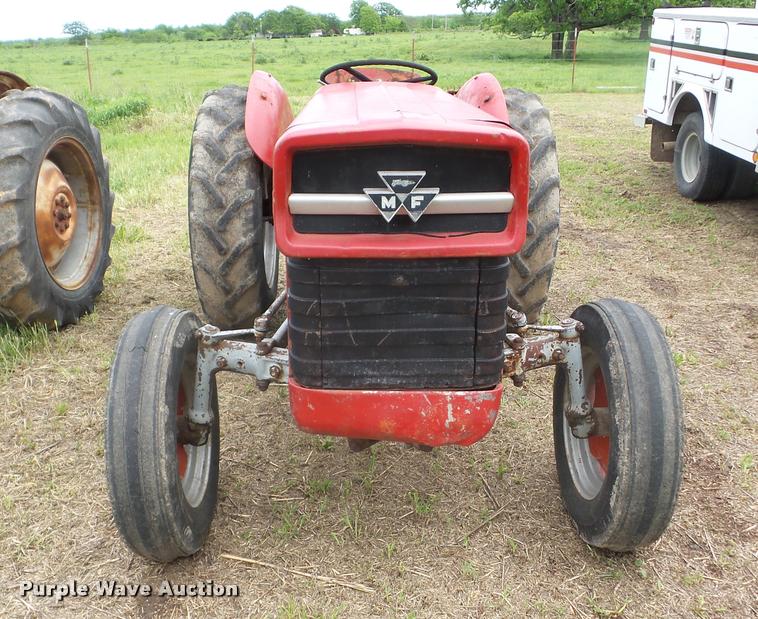 image for item DC7238 Massey-Ferguson 135 tractor