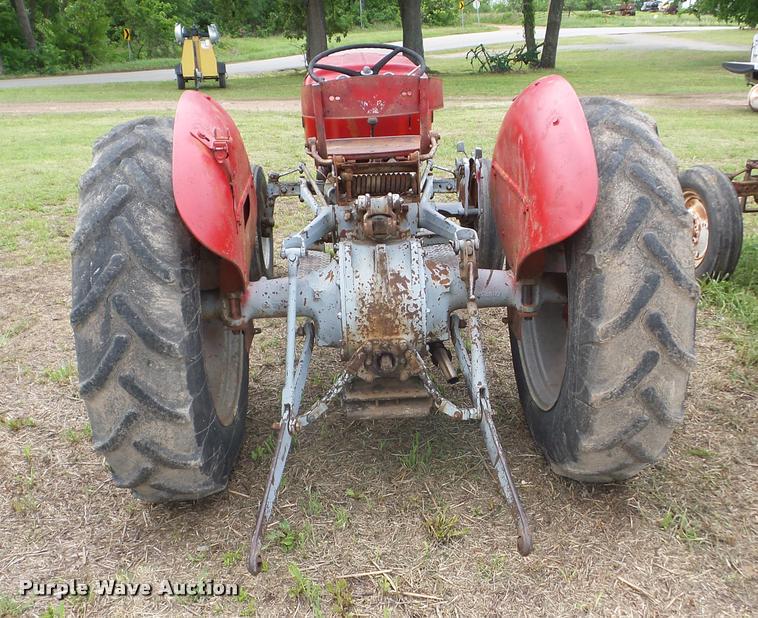 image for item DC7238 Massey-Ferguson 135 tractor