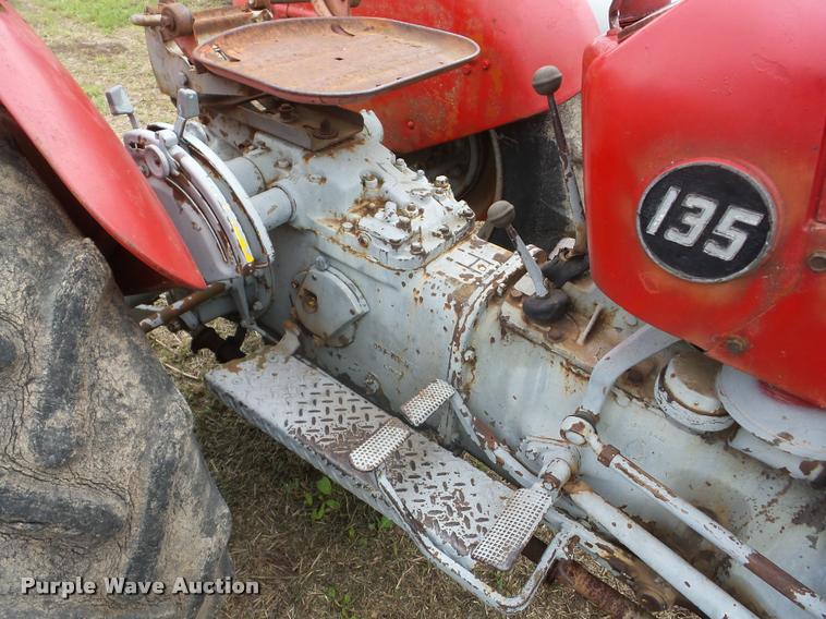 image for item DC7238 Massey-Ferguson 135 tractor