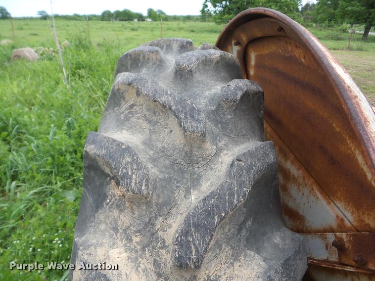 image for item DC7239 Ford Jubilee tractor